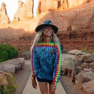 Toyota cruisers tie dye long sleeve moab womens large